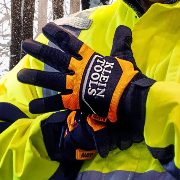 Winter Thermal Gloves, Medium - Image 3