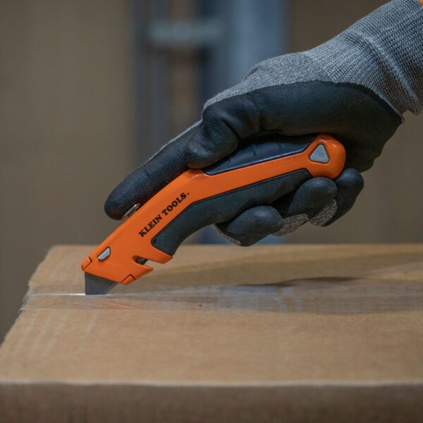 Klein-KurveÂ® Retractable Utility Knife - Image 3