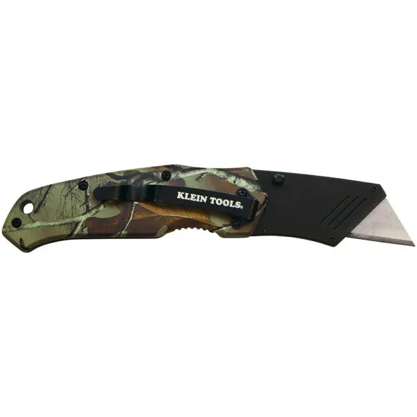 Folding Utility Knife Camo Assisted-Open - Image 4