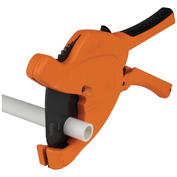 Large Capacity Ratcheting PVC Cutter - Image 2