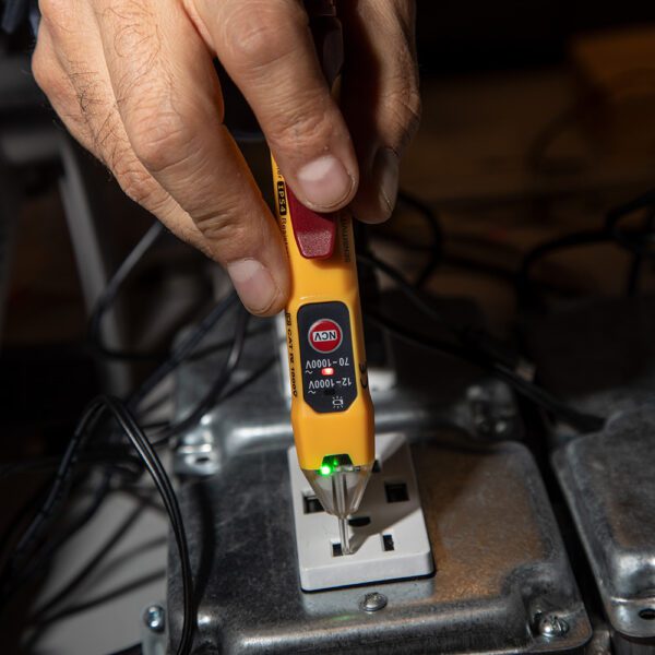 Dual Range NCVT with Receptacle Tester Electrical Test Kit - Image 2